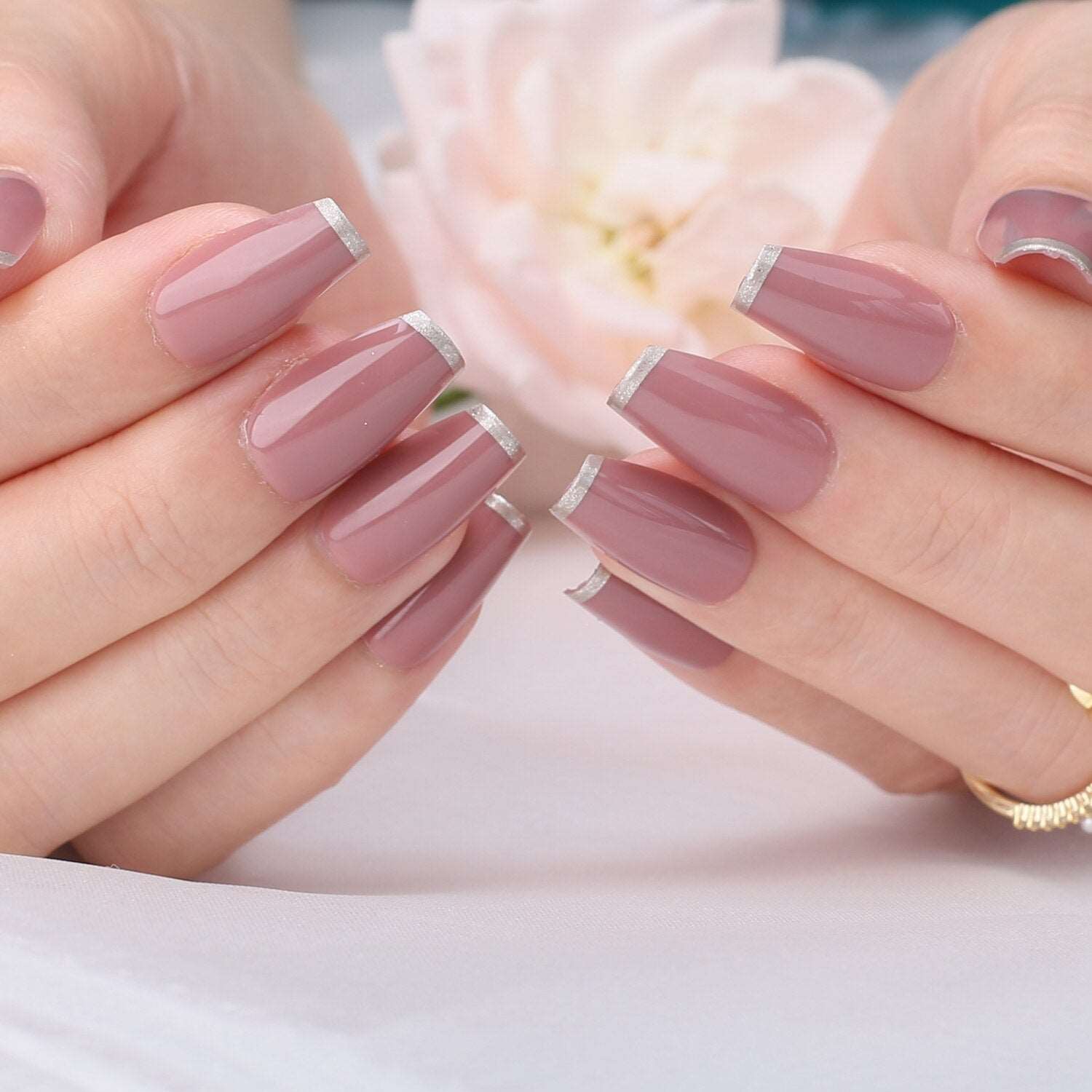 Faux Ongles French Carrés Courts Roses & Gris